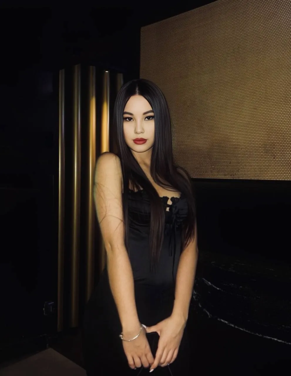 Model Aruna